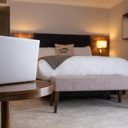 Voco Oxford Thames By Ihg Hotel Kennington  Eksteriør billede
